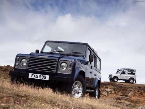 Land Rover Defender обновят через 2 года