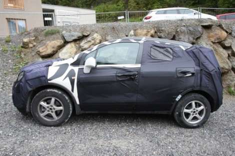 Внедорожная Opel Corsa: испытания продолжаются