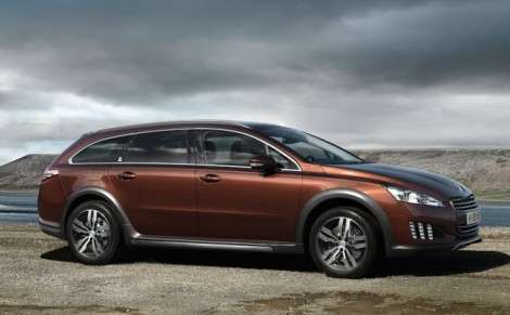 Официальный Peugeot 508 RXH