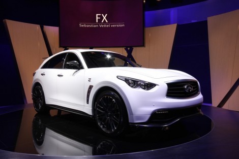 Кроссовер Infiniti FX50
