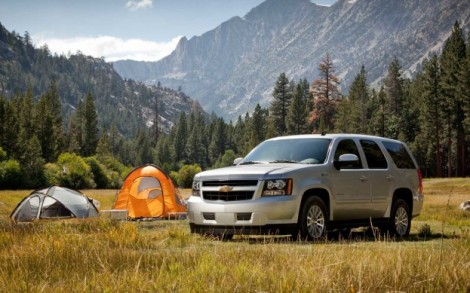 2012-Chevrolet-Tahoe-Hybrid-Front-Quarter-623x389