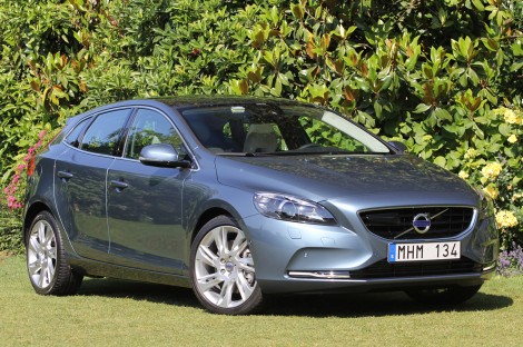 03-2013-volvo-v40-fd