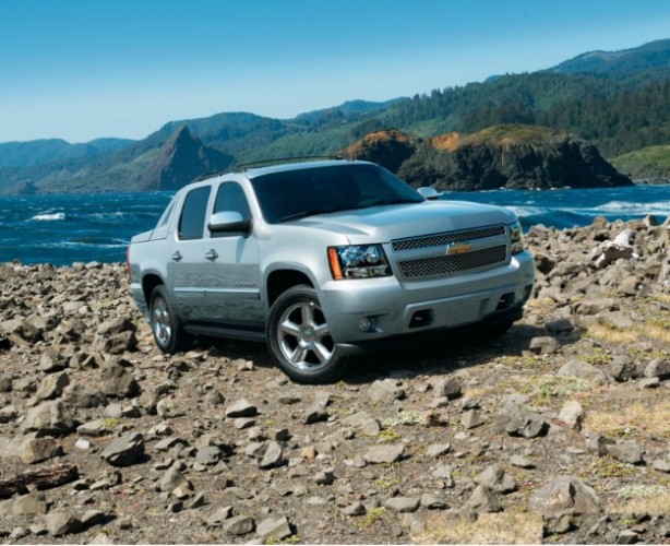 2012-Chevrolet-Avalanc90-medium-626x509