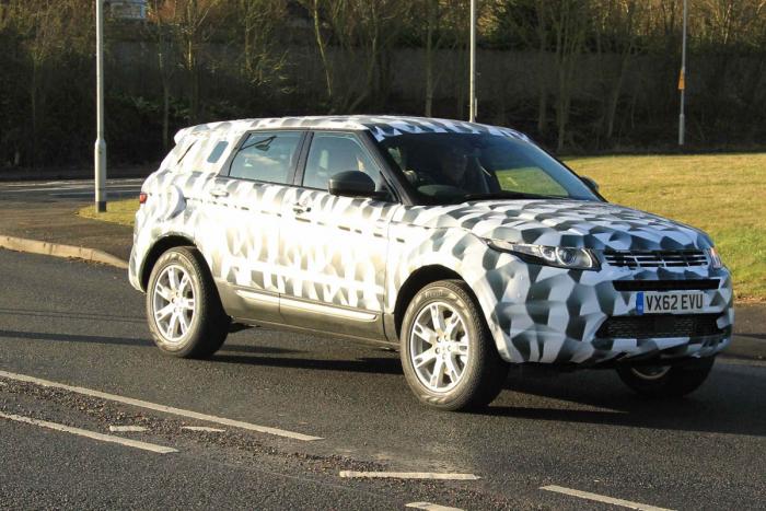 Новый Freelander вышел на тестовую трассу