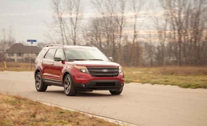 2013-ford-explorer-sport-photo-494280-s-787x481