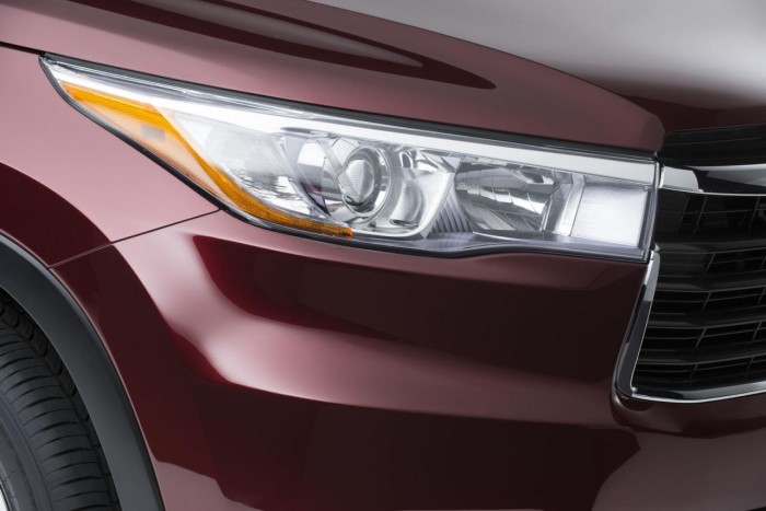 Toyota опубликовала изображение нового Highlander 