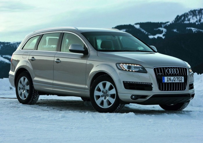 Audi Q7 2011 года выпуска