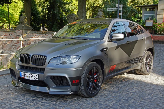 Кроссовер BMW X6M в тюнинге