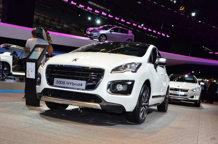 Peugeot  3008  гибрид