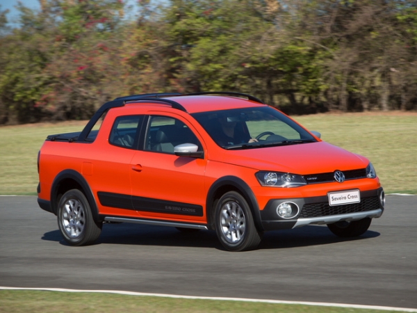 Volkswagen_Saveiro_Doble_Cabina_1_w600_h700