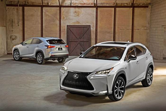  Lexus NX