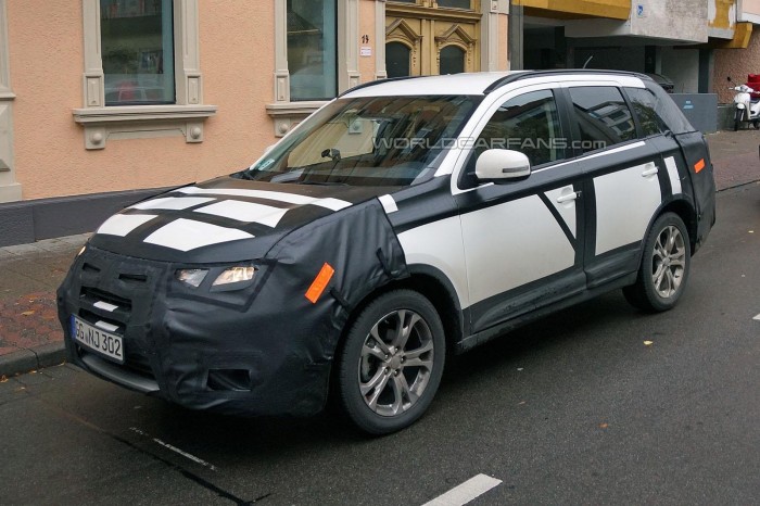 015/2016 Mitsubishi Outlander 