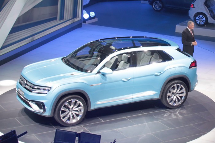 VW-Cross-Coupe-GTE-13