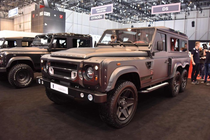 6-колесный Land Rover Defender  от Kahn Design